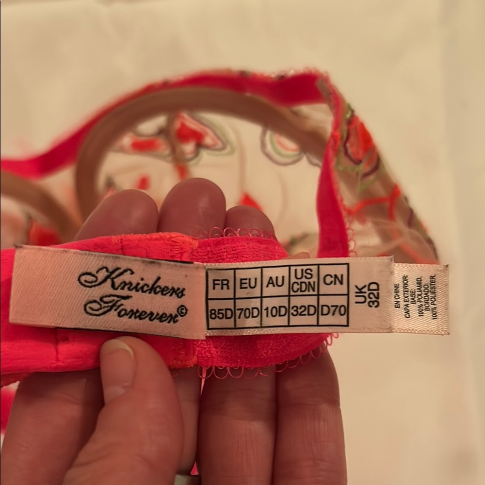 Agent Provocateur Pink and Red Lace Bra - Picture 6 of 6